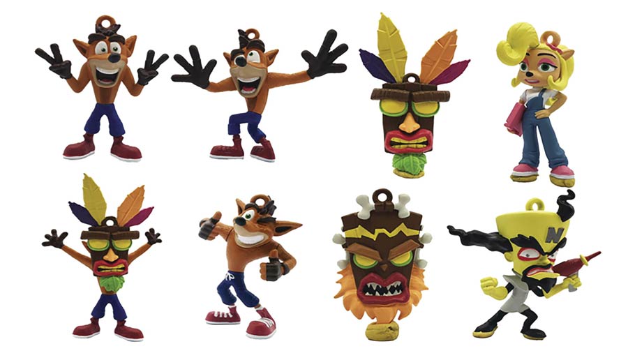 chez-rhox-geek-stop-blind-bag-crash-bandicoot-backpack-hanger.jpg