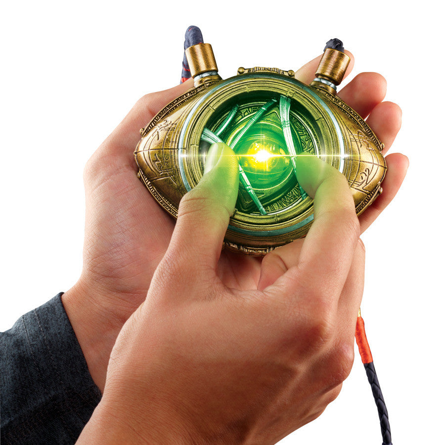 chez-rhox-geek-stop-collectible-marvel-studios-doctor-strange-eye-of-agamotto-necklace-life-size-prop-replica-legend-series-4.jpg