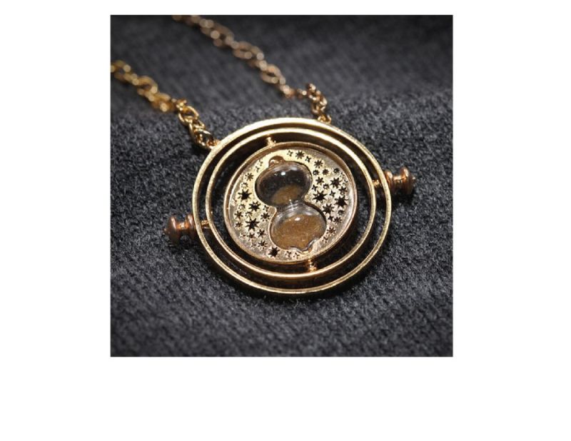 chez-rhox-geek-stop-necklace-harry-potter-time-turner-gold.jpg