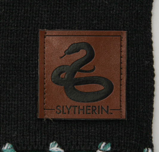 chez-rhox-geek-stop-scarf-wizarding-world-harry-potter-patch-striped-slytherin-2.jpg