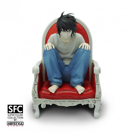 chez-rhox-geek-stop-figurine-super-figure-collection-death-note-l-on-chair-3.jpg