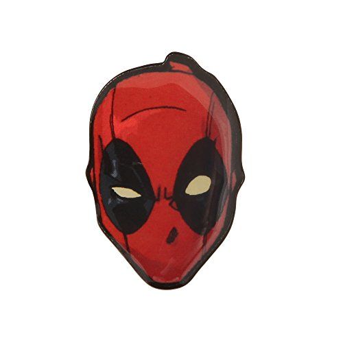 chez-rhox-geek-stop-pins-marvel-deadpool-mask.jpg