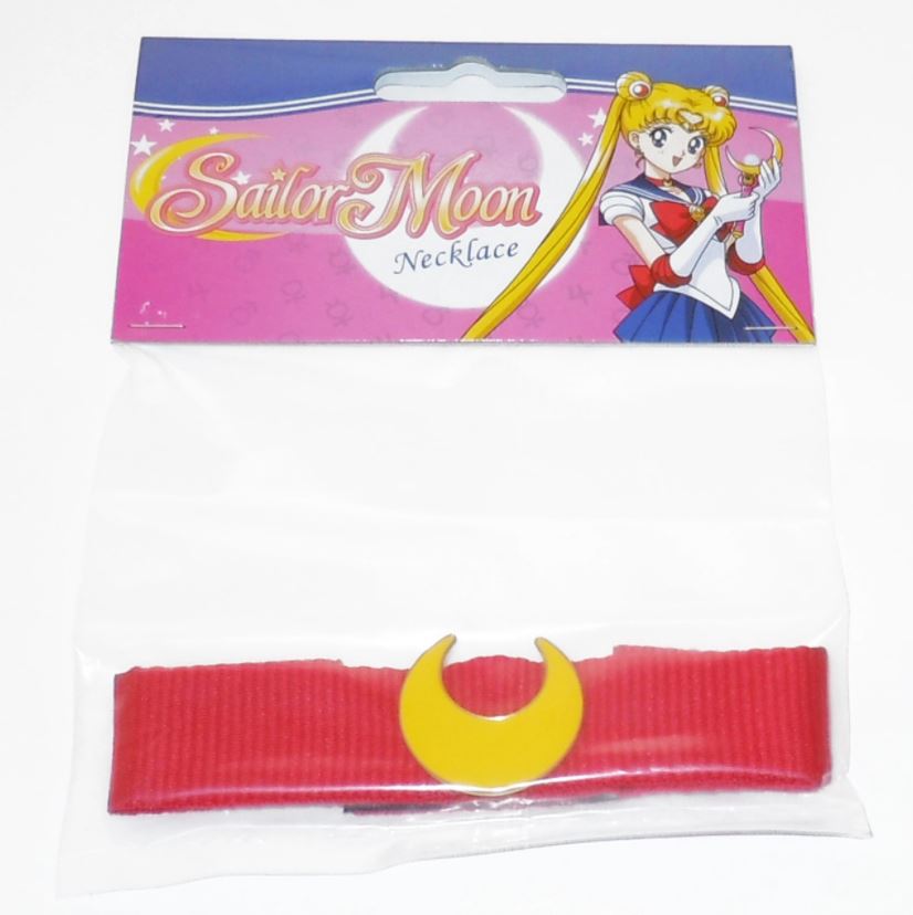 chez-rhox-geek-stop-necklace-sailor-moon-usagi-tsukino-red-moon-choker-2.JPG