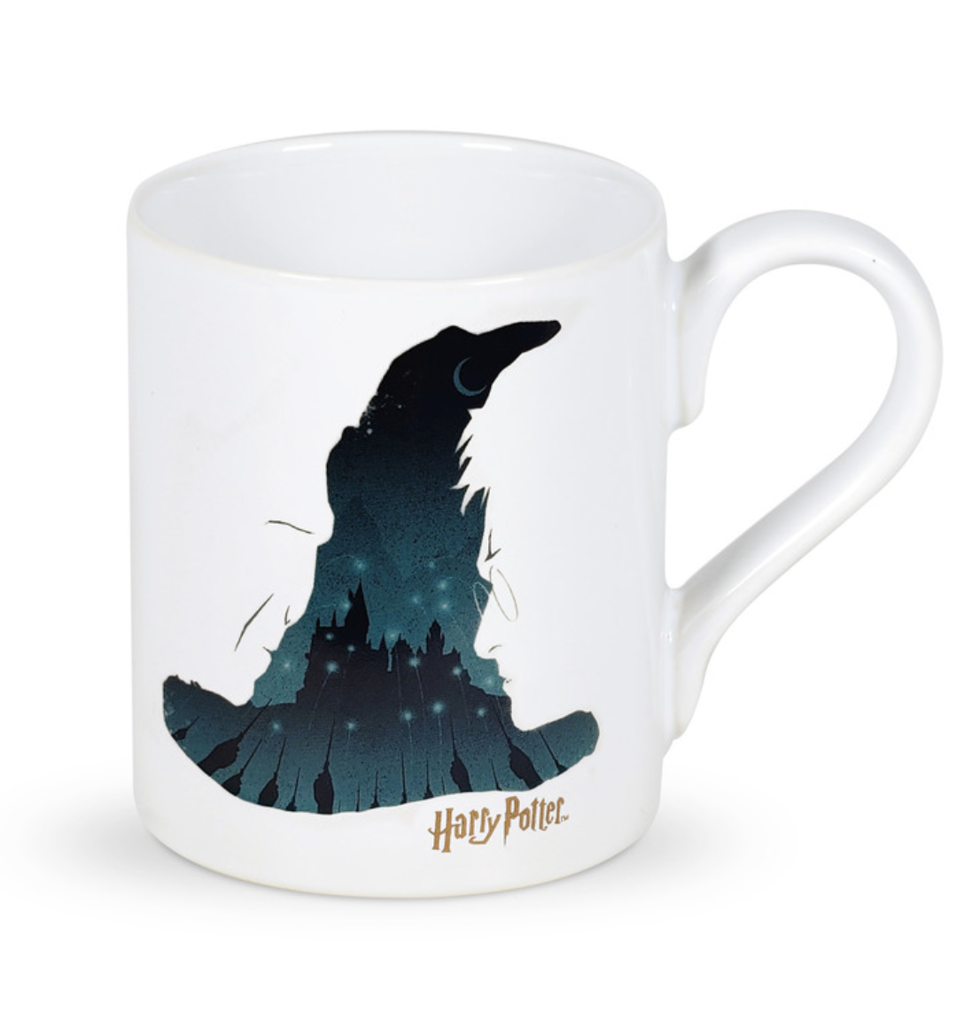 chez-rhox-geek-stop-mug-wizarding-world-harry-potter-sorting-hat-hogwarts-scene.png