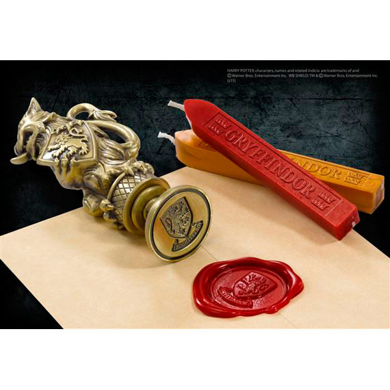 chez-rhox-geek-stop-stationery-the-noble-collection-harry-potter-wax-seal-metal-gryffindor-3.jpg