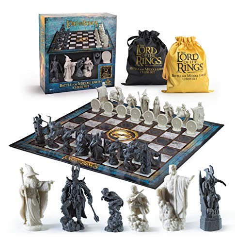 chez-rhox-geek-stop-collectible-noble-collection-chess-set-collection-edition-the-lord-of-the-rings-battle-for-middle-earth.jpg