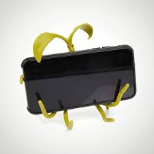 chec-rhox-geek-stop-phone-stand-bowtruckle-fantastic-beasts-2.jpeg