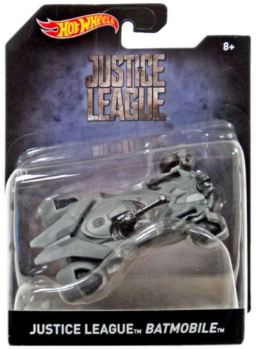 chez-rhox-geek-stop-toys-hot-wheels-dc-comics-justice-league-batmobile-2.JPG