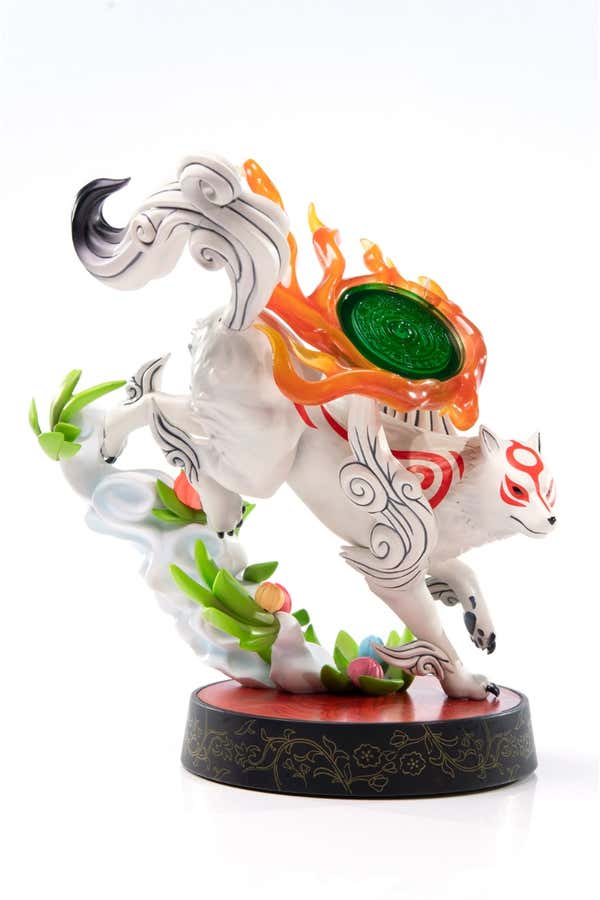 chez-rhox-geek-stop-figurine-okami-amaterasu-f4f-first-4-figures-pvc-painted-statue-9-inches.jpg