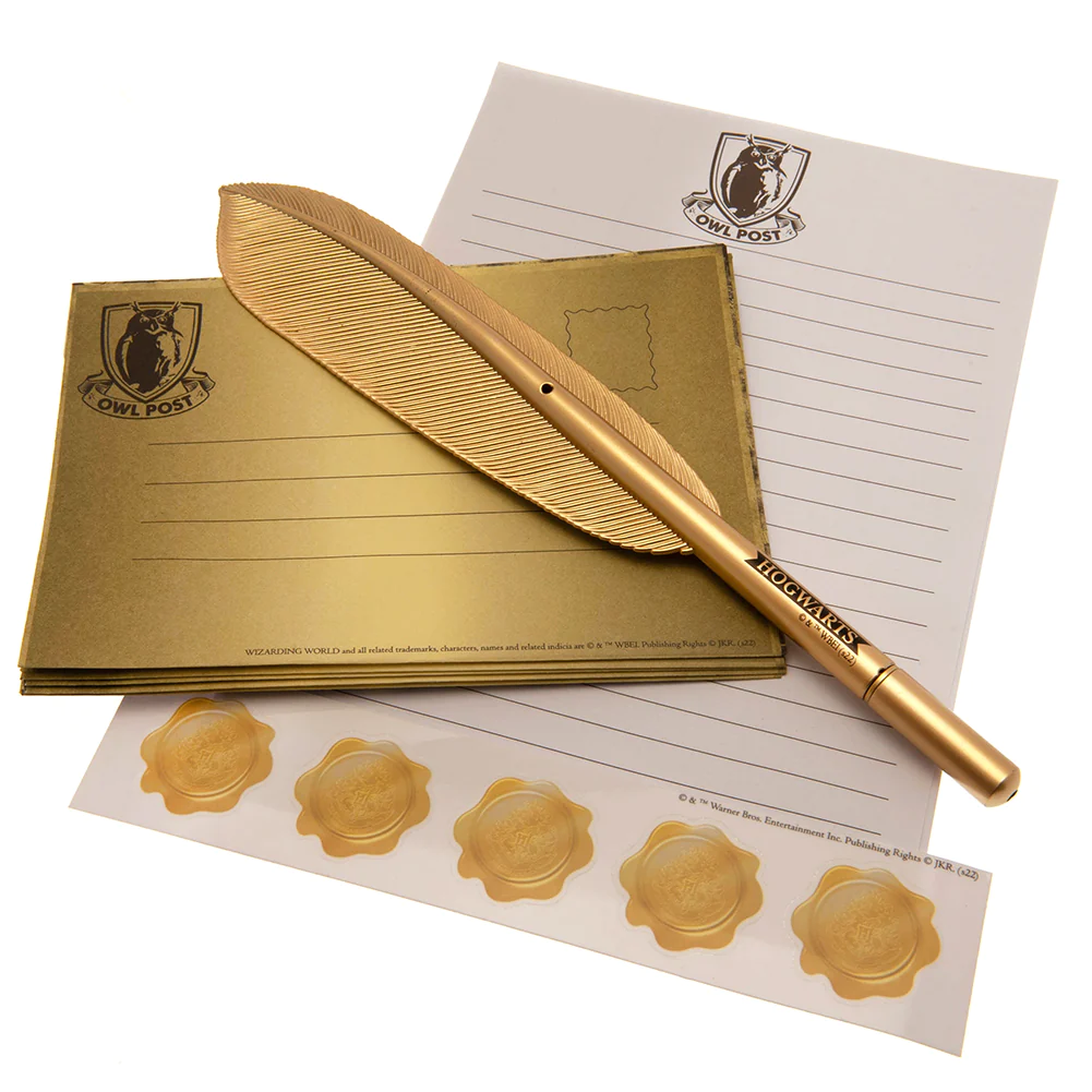 chez-rhox-geek-stop-harry-potter-hogwarts-letter-writting-set-with-pen.png
