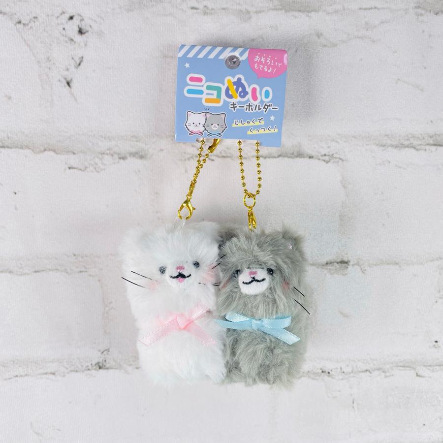 chez-rhox-geek-stop-keychain-nikomei-ragdoll-cat-cuddly-partners-set-of-2-plush-key-ring.jpg