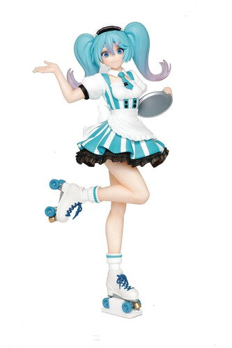 chez-rhox-geek-stop-figurine-hatsune-miku-costume-cafe-maid-version.jpg