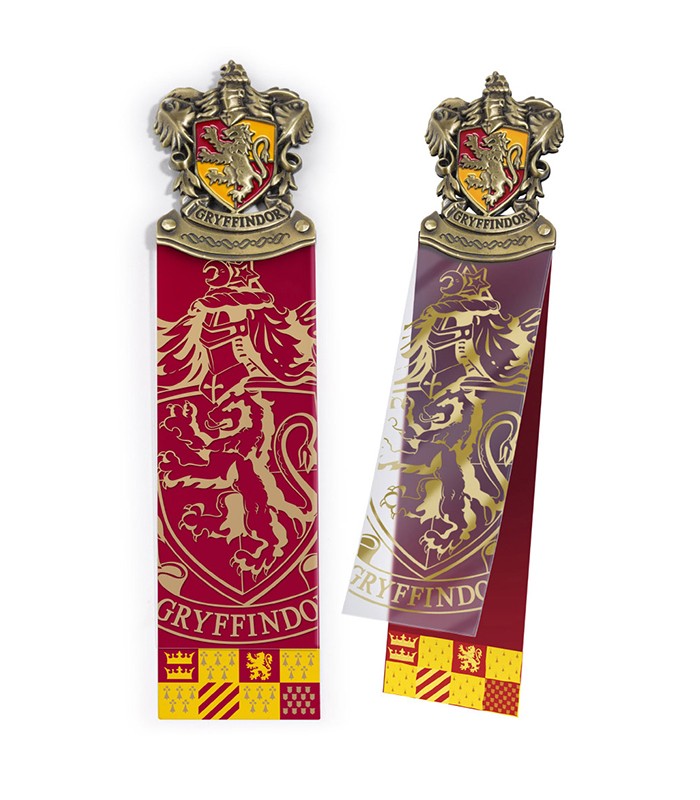 chez-rhox-geek-stop-collectible-noble-collection-harry-potter-metal-bookmark-gryffindor-crest.jpg