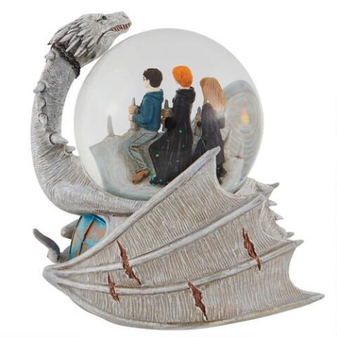 chez-rhox-geek-stop-figurine-figure-Harry-Potter-Collection-Hermione-Ron-Boule-a-neige-pansefer-ukrainien-water-globe-side-2.jpg