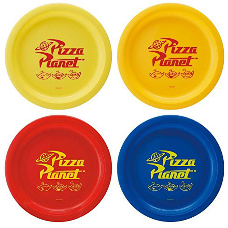 chez-rhox-geek-stop-plate-disney-pixar-toy-story-pizza-planet-delivery-shuttle-plastic-set-of-4-2.jpg