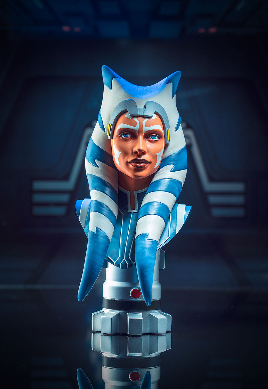 chez-rhox-geek-stop-collectible-star-wars-the-mandalorian-figurine-legends-in-3-dimensions-ahsoka-tano-1-2-scal-resin-bust.jpg