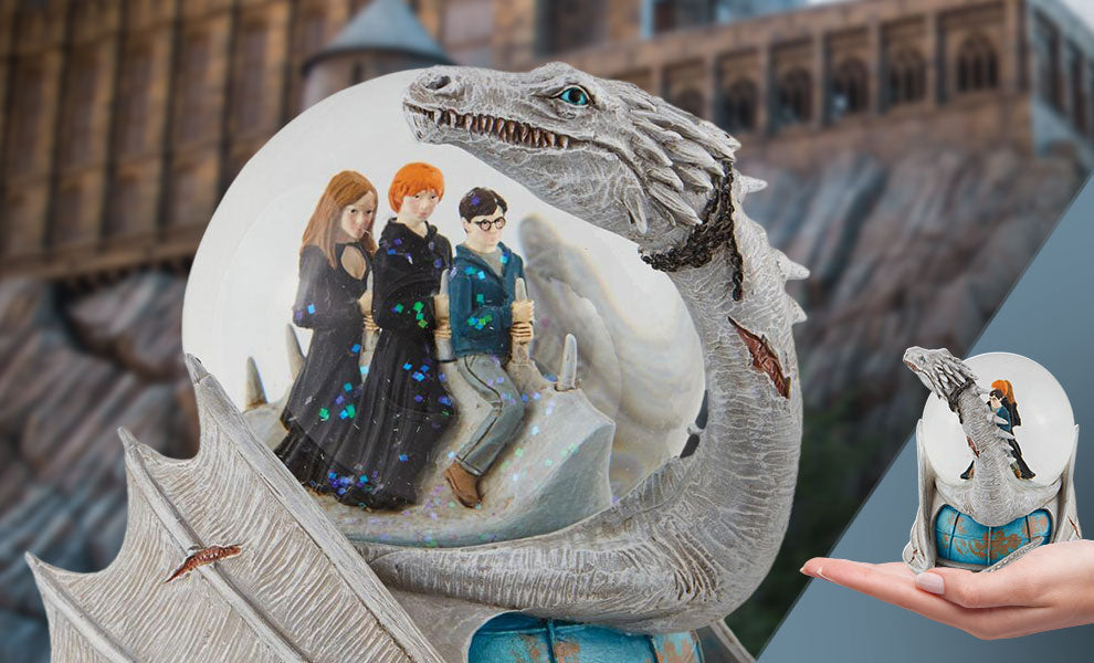 chez-rhox-geek-stop-figurine-figure-Harry-Potter-Collection-Hermione-Ron-Boule-a-neige-pansefer-ukrainien-water-globe-size.jpg