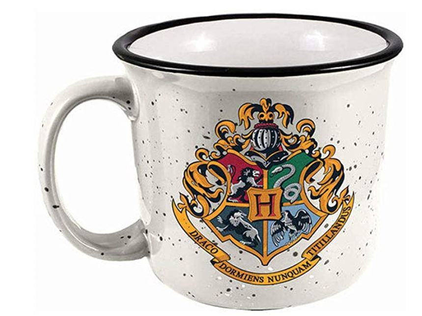 chez-rhox-geek-stop-mug-camping-style-harry-potter-hogwarts-crest.JPG