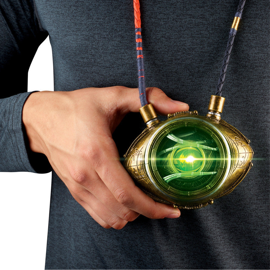 chez-rhox-geek-stop-collectible-marvel-studios-doctor-strange-eye-of-agamotto-necklace-life-size-prop-replica-legend-series-2.jpg