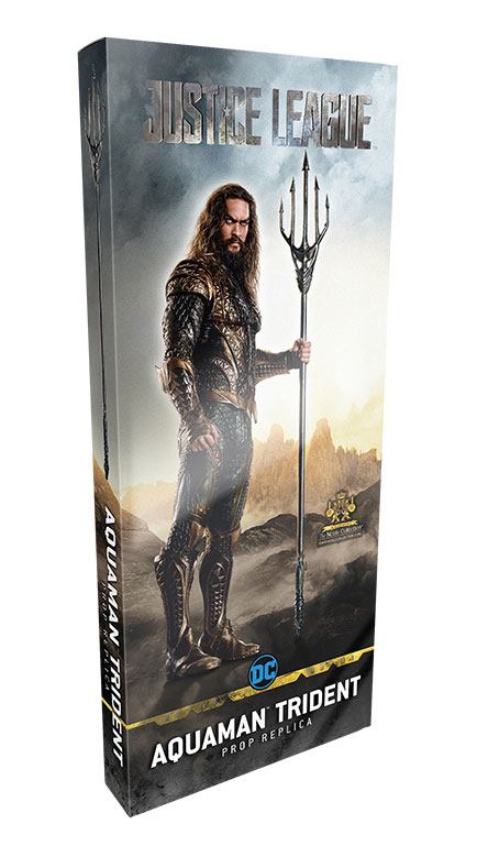 chez-rhox-geek-stop-collectible-noble-collection-dc-comics-justice-league-aquaman-trident-lifesize-prop-replica-3.jpg