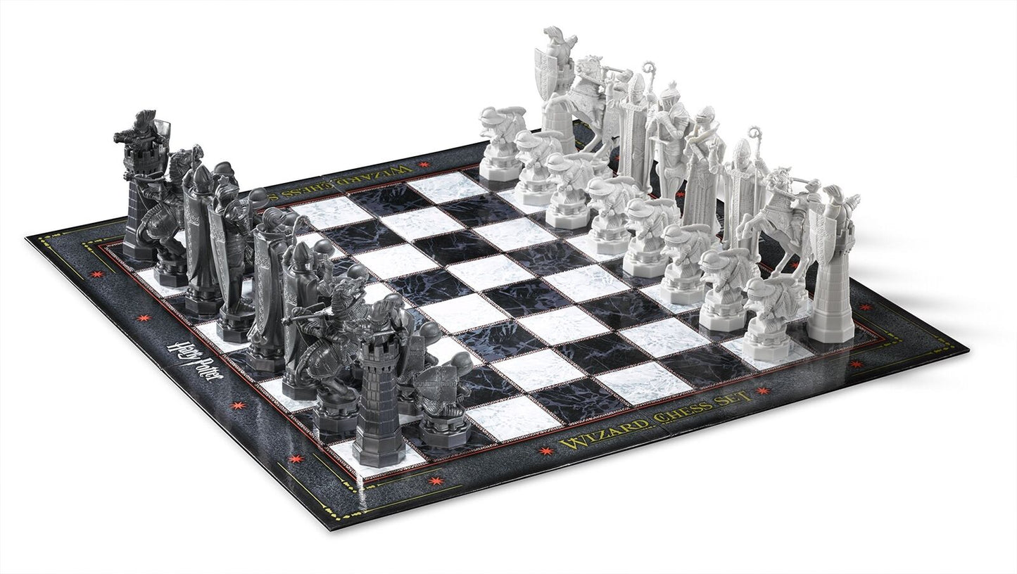 chez-rhox-geek-stop-game-wizarding-world-harry-potter-chess-collector-set-the-final-challenge-2.jpg