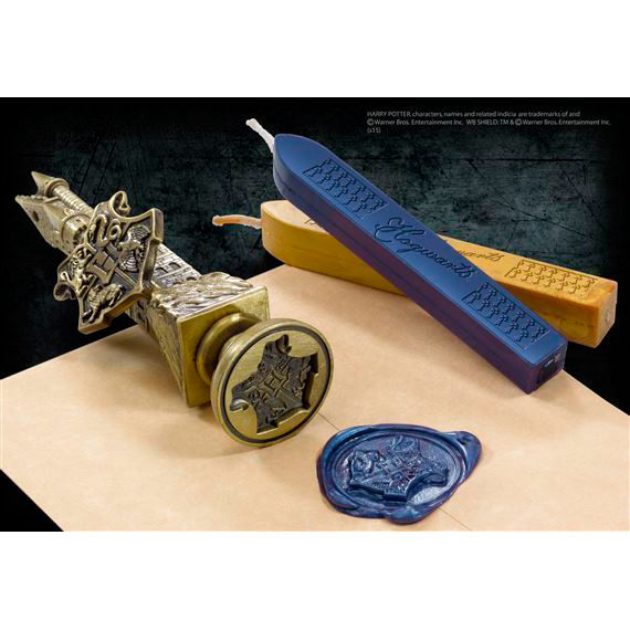 chez-rhox-geek-stop-stationery-the-noble-collection-harry-potter-wax-seal-metal-hogwarts-crest-3.jpg