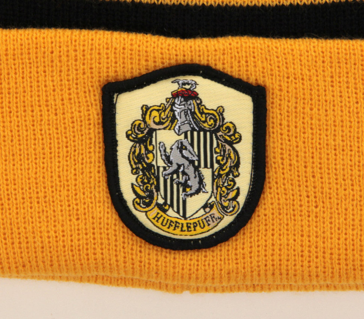 chez-rhox-geek-stop-winter-hat-accessory-wizarding-world-harry-potter-classic-knit-beanie-hufflepuff-3.jpg