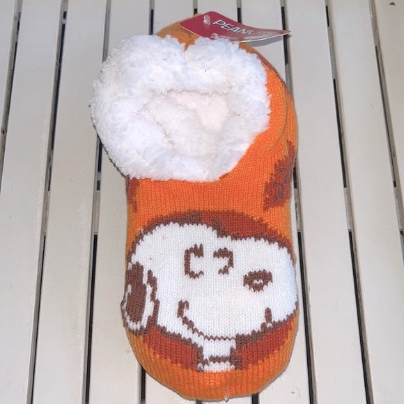 chez-rhox-geek-stop-slipper-socks-peanuts-fall-snoopy-orange.jpg