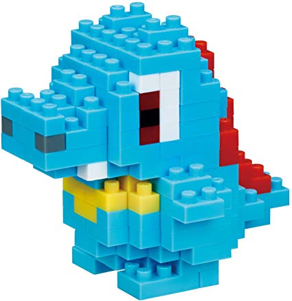 chez-rhox-geek-stop-nanoblock-schylling-pokemon-031-totodile-2.jpg