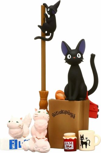 chez-rhox-geek-stop-figurine-studio-ghibli-kikis-delivery-service-jiji-and-family-nosechara-with-accessories-1.jpg