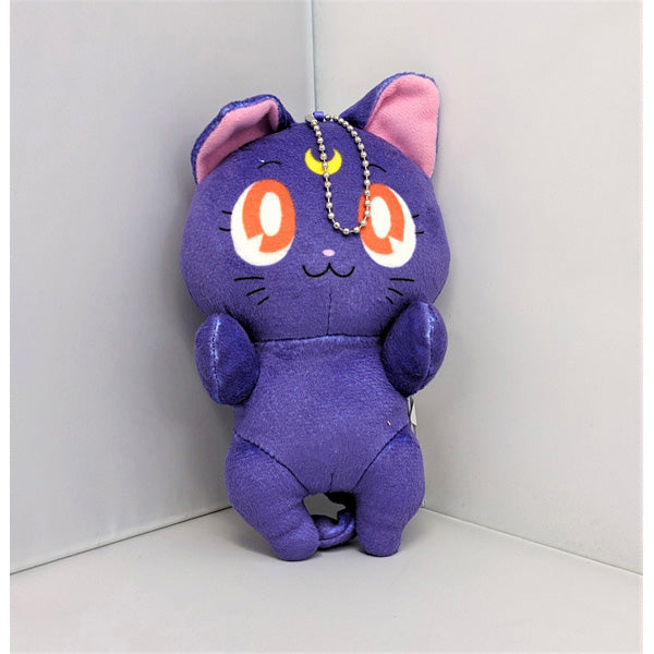 chez-rhox-geek-stop-plush-keychain-sailor-moon-luna-paws-up-6-inch.jpg