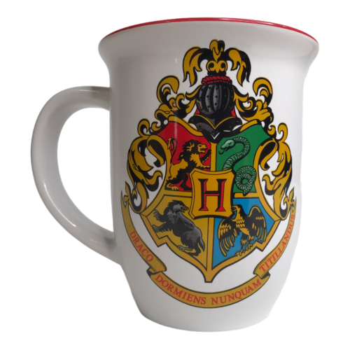 chez-rhox-geek-stop-mug-harry-potter-hogwarts-crest-white-and-red.png
