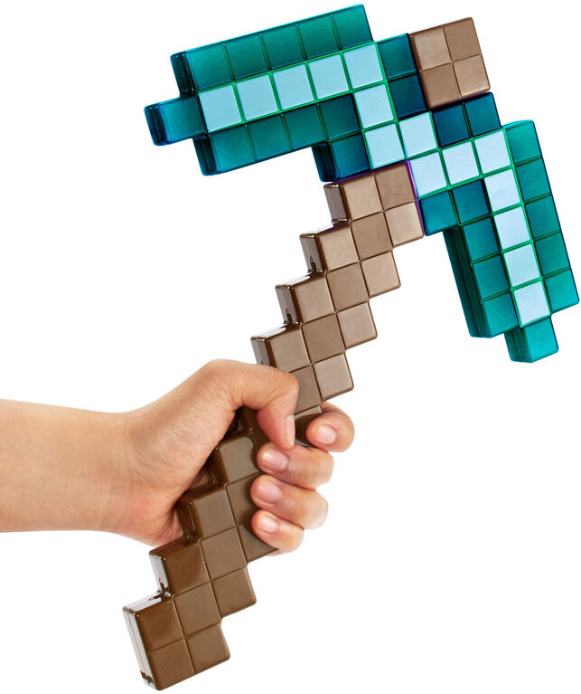 chez-rhox-geek-stop-toy-minecraft-plastic-diamond-pickaxe-2.jpg