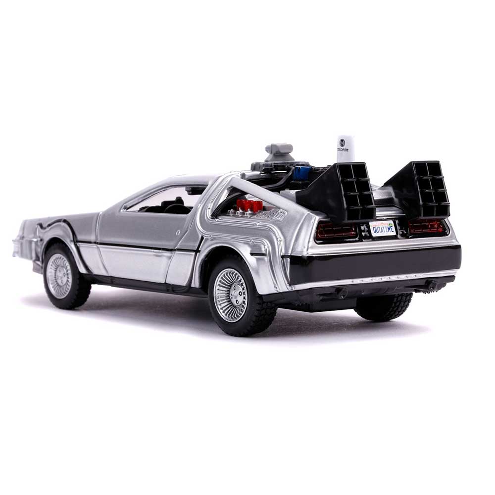chez-rhox-geek-stop-collectible-figurine-back-to-the-future-part-2-time-machine-delorean-1-32-scale-3.jpg