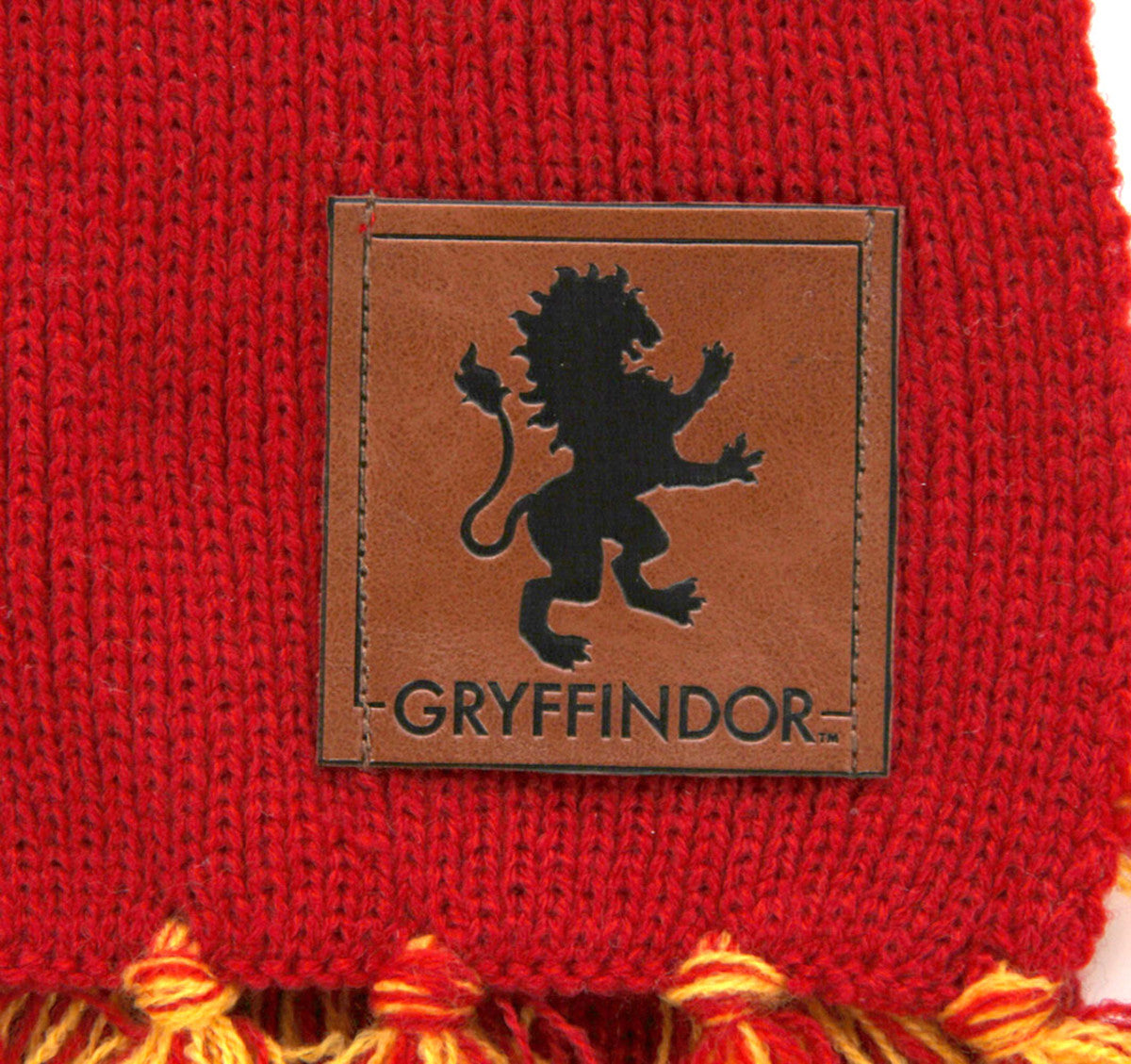 chez-rhox-geek-stop-scarf-wizarding-world-harry-potter-patch-striped-gryffindor-2.jpg