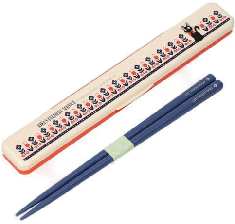 chez-rhox-geek-stop-chopsticksstudio-ghibli-kikis-delivery-service-jiji-with-flower-patchwork-with-case-18-cm-1.jpg