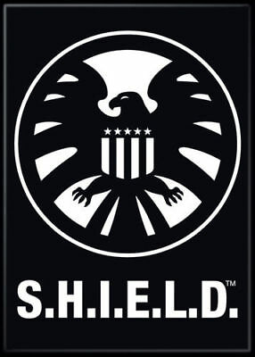 chez-rhox-geek-stop-magnet-aimant-Marvel-shield-logo.jpg