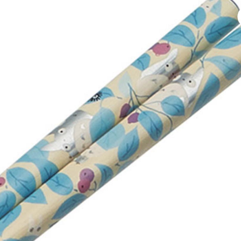 chez-rhox-geek-stop-chopsticks-studio-ghibli-my-neighbour-totoro-silver-with-leaves-21cm-3.jpg