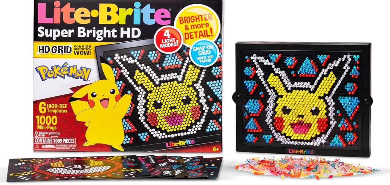 chez-rhox-geek-stop-lamp-pokemon-lite-brite-pikachu-hd-grid-1000-mini-pegs-led.JPG