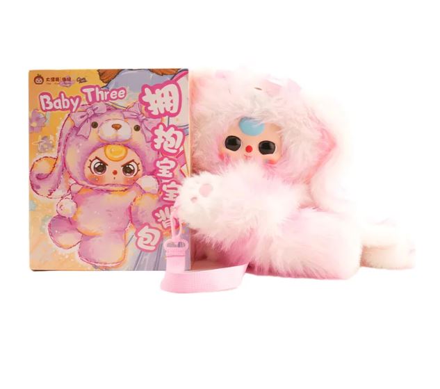 Boîte Mystère - Baby Three - Sac à Dos Hugging Baby 38cm