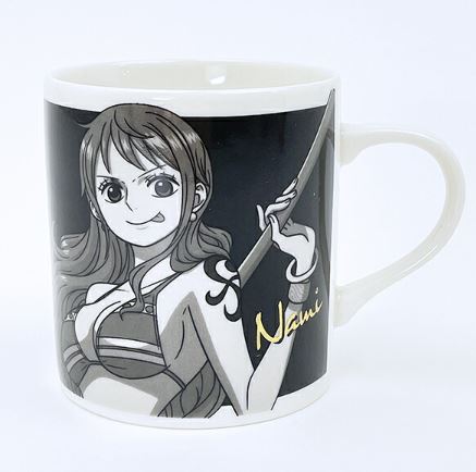 Tasse - One Piece - Dress Black Straw Hat Nami avec Accents Dorés 8oz