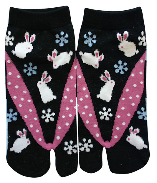 chez-rhox-le-geek-stop-socks-japanese-tabi-geta-with-bunnies.jpg