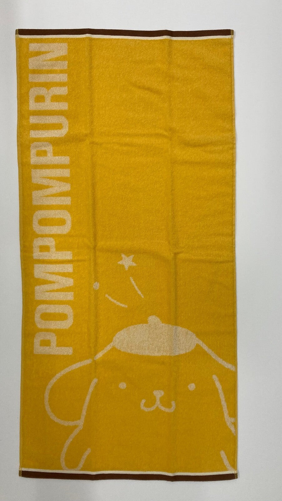 chez-rhox-geek-stop-towel-sanrio-pompompurin-yellow-brown-white-outline.jpg