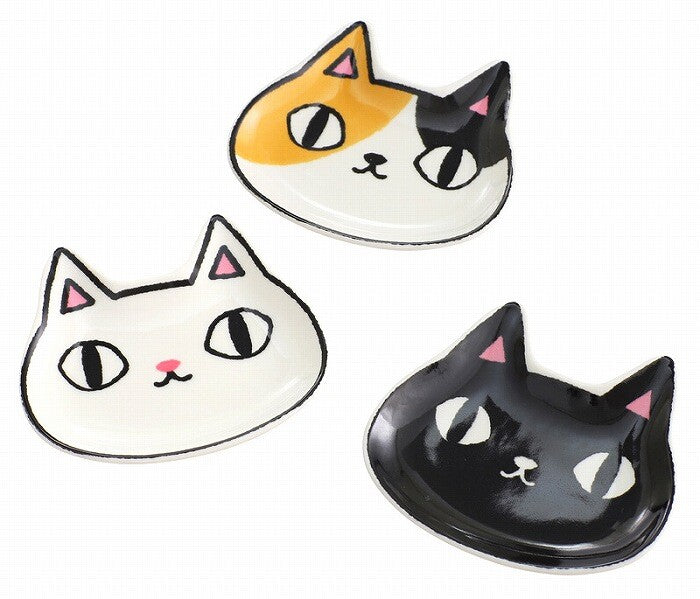 chez-rhox-geek-stop-plate-cat-shaped-ceramic-white-black-calico.jpg