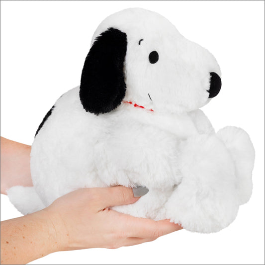 chez-rhox-geek-stop-plush-squishable-peanuts-mini-snoopy-7-inches.jpg