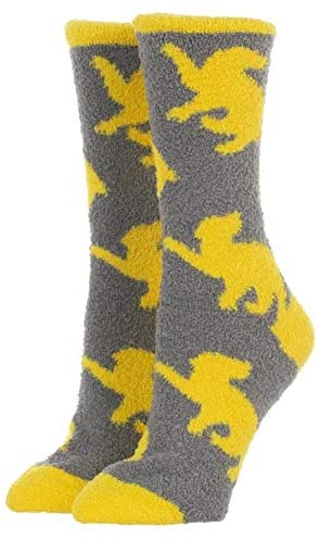 chez-rhox-geek-stop-socks-harry-potter-hufflepuff-fuzzy-crew.jpg