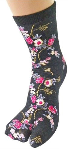 chez-rhox-geek-stop-socks-tabi-flowers-with-golden-accent-black-22-25cm.jpg