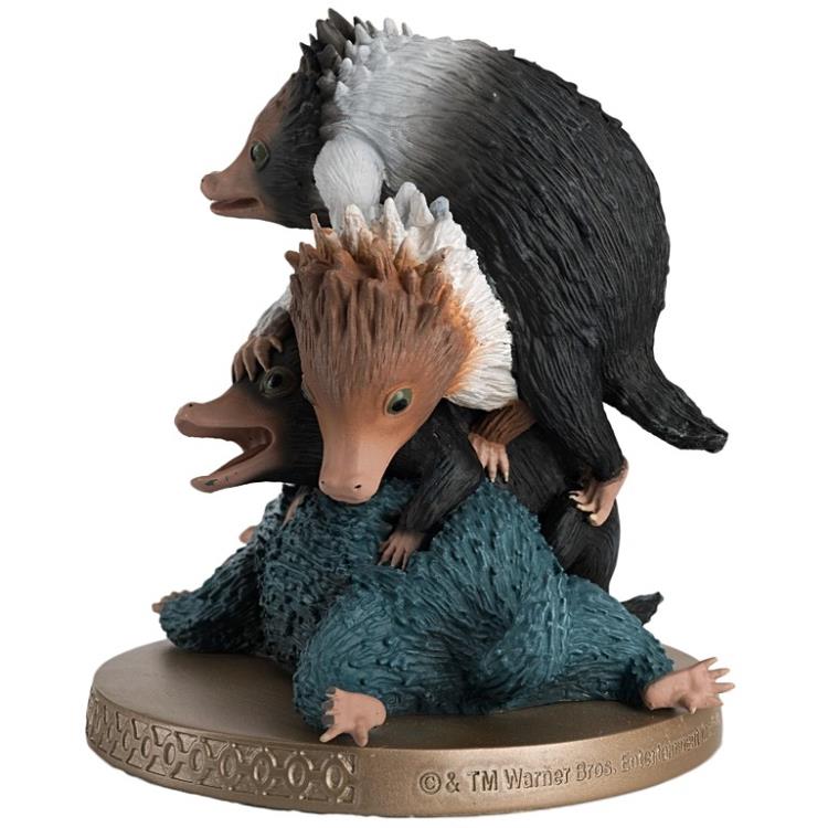 chez-rhox-geek-stop-figurine-wizarding-world-harry-potter-fantastic-beast-baby-nifflers-5-inches-2.jpg