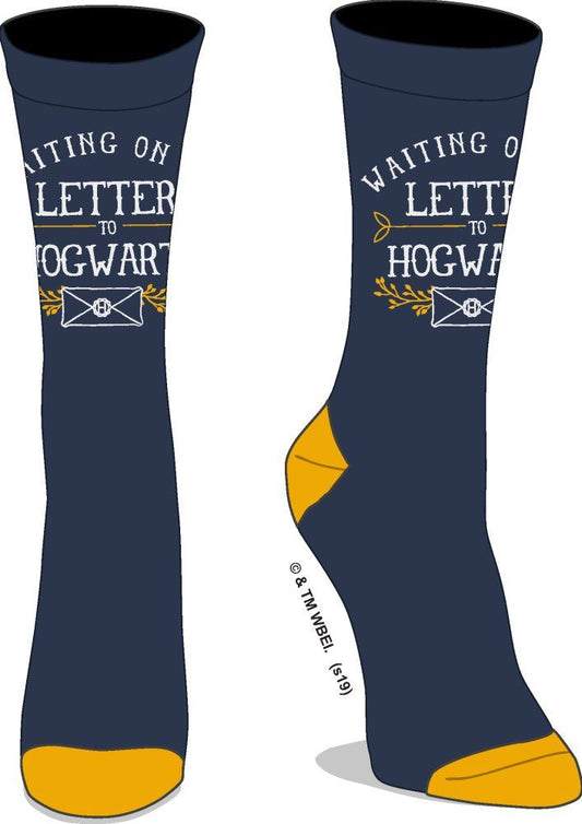 chez-rhox-geek-stop-socks-harry-potter-waiting-on-my-letter-to-hogwarts.jpg