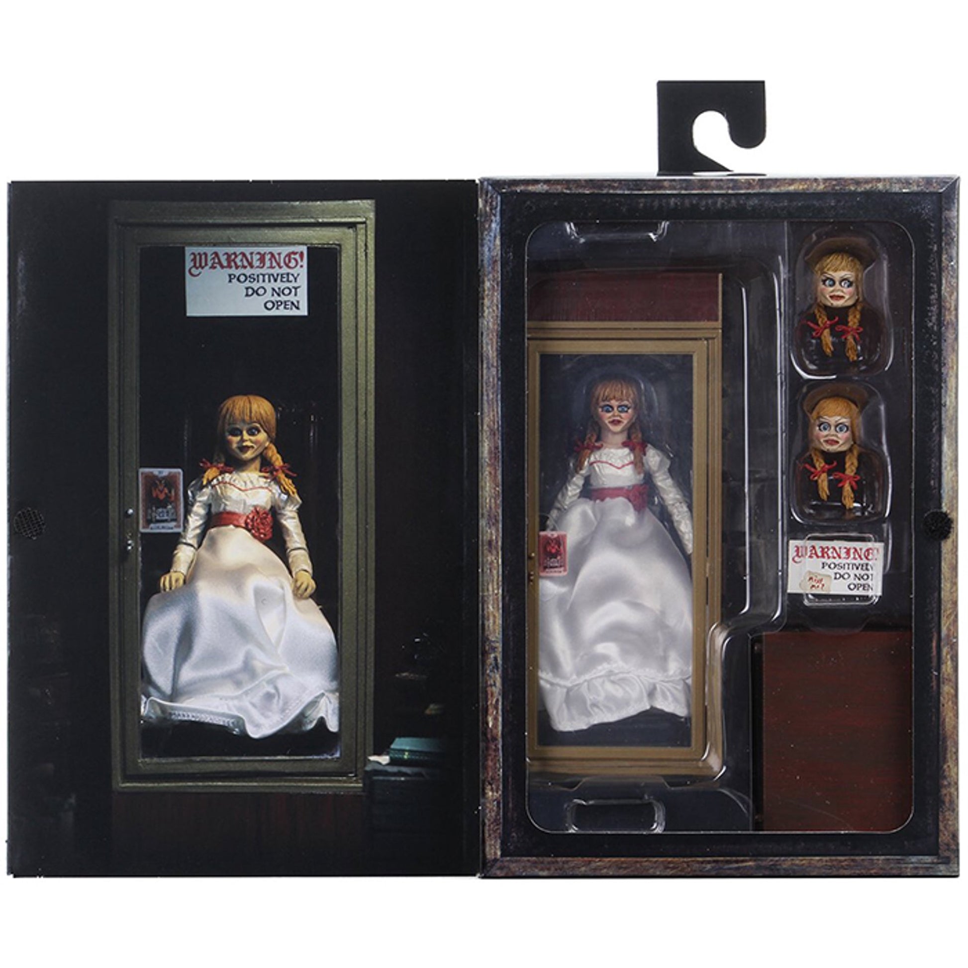 chez-rhox-geek-stop-figurine-anabelle-comes-home-anabelle-in-showcase-with-pieces-7-inches.jpeg